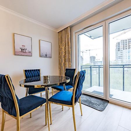 Apartament Nowa Letnica, Osiedle Latarnikow Gdansk Daire Dış mekan fotoğraf